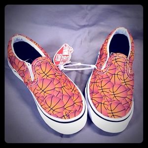 Vans Boys Shoes Size 12 w/ Basketball Theme.